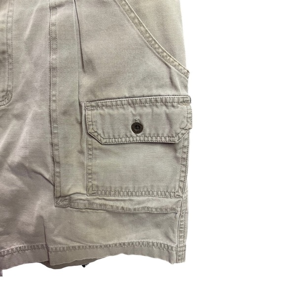 Vintage Men’s Eddie Bauer Cargo Shorts - Picture 5 of 7